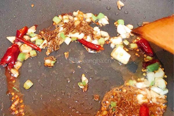 酱爆圆白菜的做法图解4