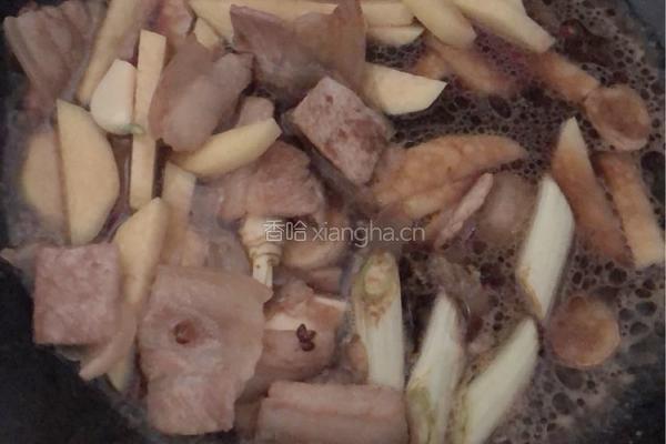猪肉白菜土豆炖粉条的做法图解10