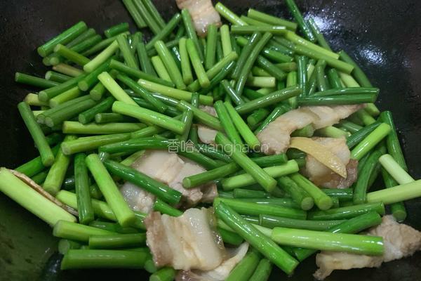 蒜苔炒肉的做法图解4
