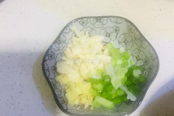 鲍汁杏鲍菇扣西兰花的做法图解7