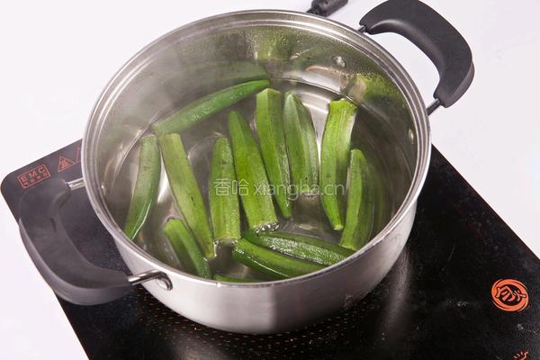 凤梨甘蓝绿果昔的做法图解2