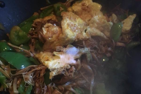 黄花菜青椒鸡蛋的做法图解12