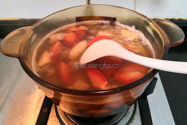 胡萝卜山药排骨汤的做法图解13