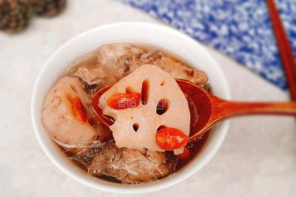 枸杞莲藕排骨汤的做法图解13