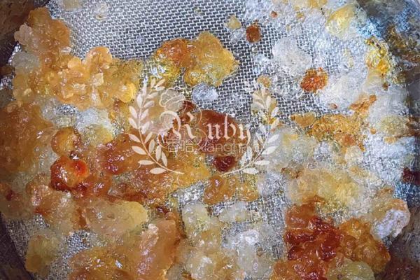 补气美容养颜三宝羹—雪燕桃胶皂角米(两人份)的做法图解2