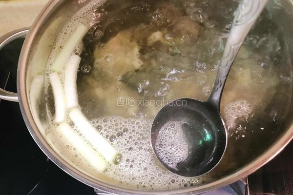 牛尾骨炖萝卜的做法图解8