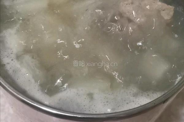 筒骨冬瓜汤的做法图解1
