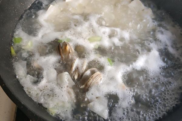 小白菜蚶子豆腐汤的做法图解11