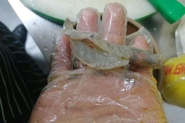 蒜蓉大虾的做法图解2