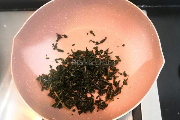 芝麻叶枸杞豆腐汤的做法图解6