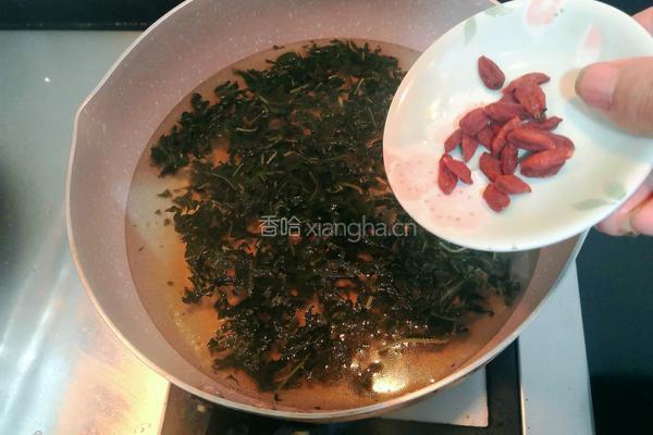 芝麻叶枸杞豆腐汤的做法图解9