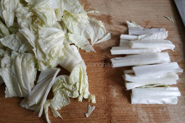 白菜五花肉炖冻豆腐的做法图解4