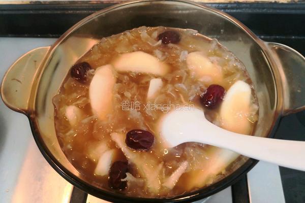 红枣雪梨银耳汤的做法图解13