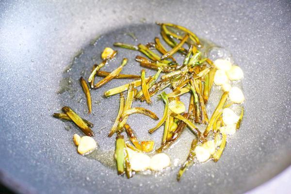 葱油拌面的做法图解5