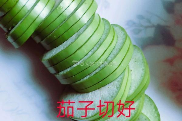 炸茄盒的做法图解1