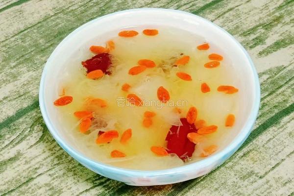 银耳雪梨红枣汤的做法图解10