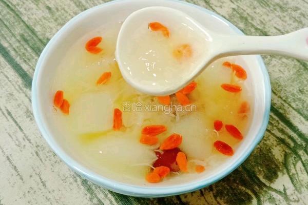 银耳雪梨红枣汤的做法图解11