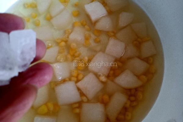 甜玉米梨子糖水的做法图解7