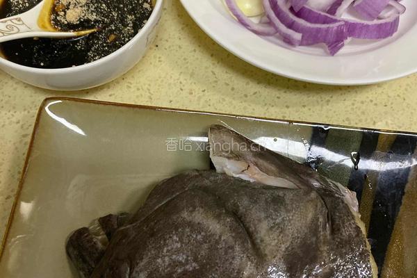糖醋蝶鱼头的做法图解5