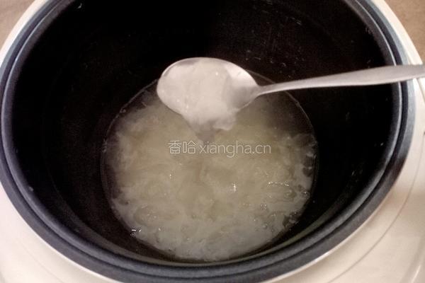 莲子百合银耳糖水的做法图解8