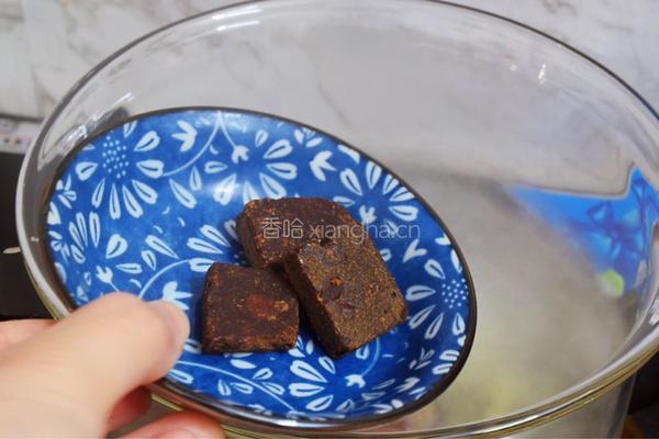 红糖酒酿卧鸡蛋的做法图解4