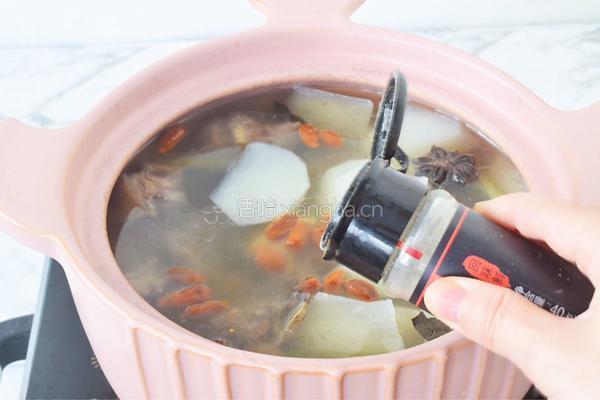 羊肉炖萝卜汤的做法图解11