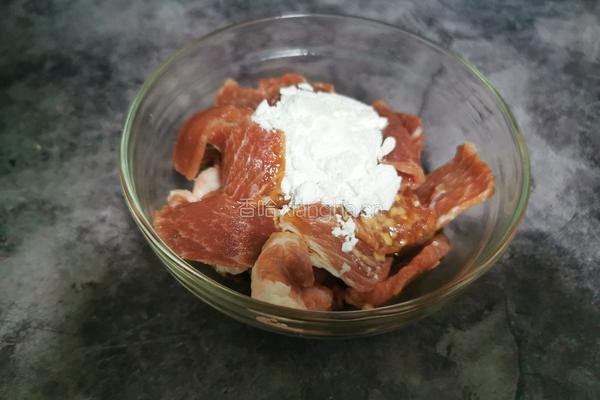 蘑菇肉片汤的做法图解3