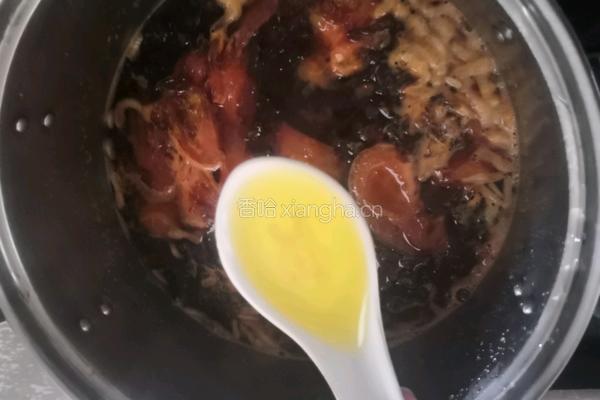 番茄紫菜蛋花汤的做法图解7