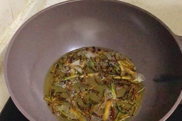 葱油拌面的做法图解3