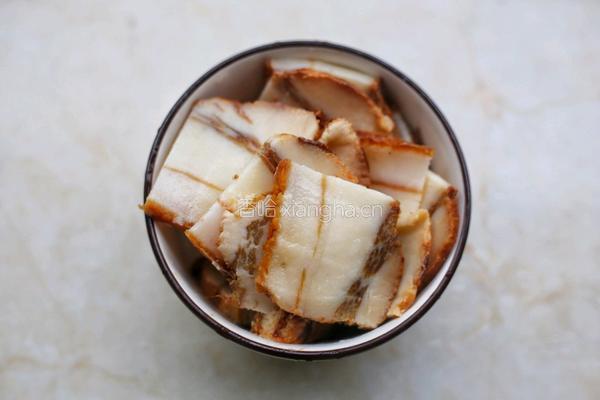 佛手瓜炒腊肉的做法图解3
