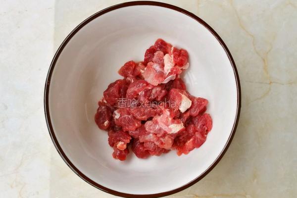 营养美味的豌豆炒牛肉的做法图解4