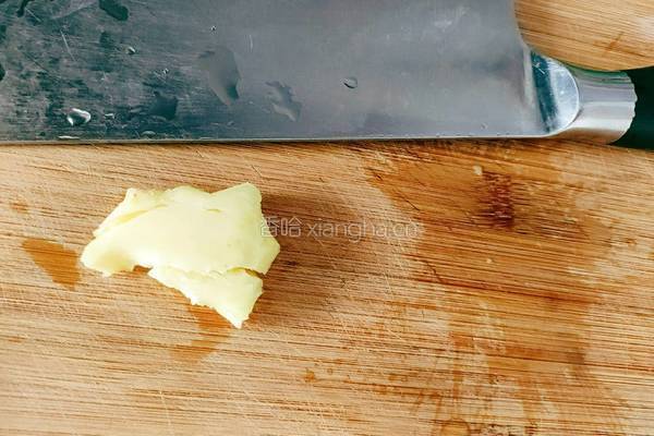 香菇玉米牛骨头汤的做法图解4