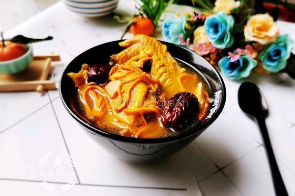 虫草花炖鸡汤的做法图解11