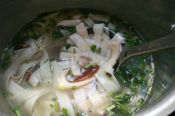 香菜鸭肉宽面的做法图解13