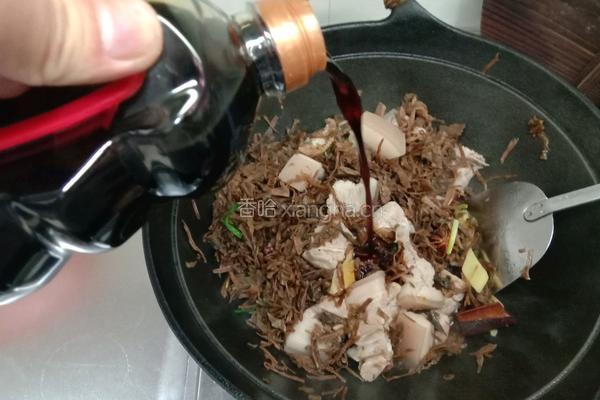 梅干菜烧肉的做法图解4