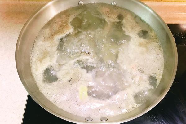 花生莲藕排骨汤的做法图解4