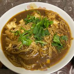 金针菇烧油豆腐的做法[图]
