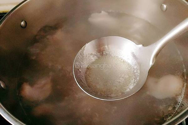 大脚菌山药鸭肉汤的做法图解8
