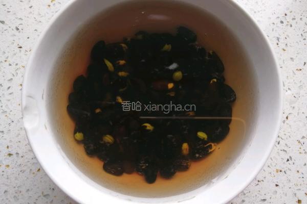 三黑养肾粥的做法图解3