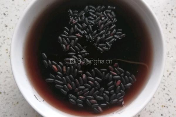 三黑养肾粥的做法图解4