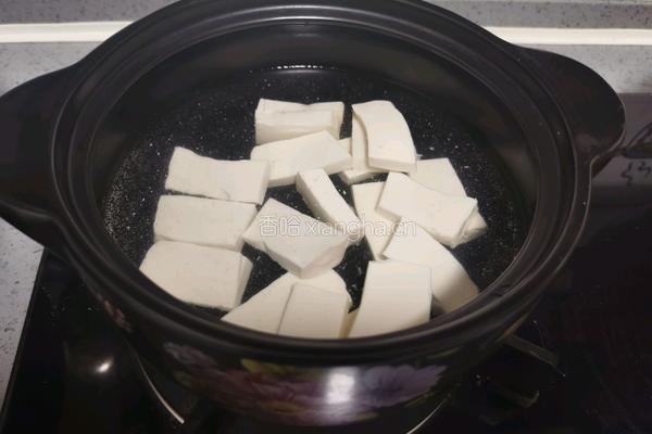 辣白菜豆腐海带汤的做法图解4