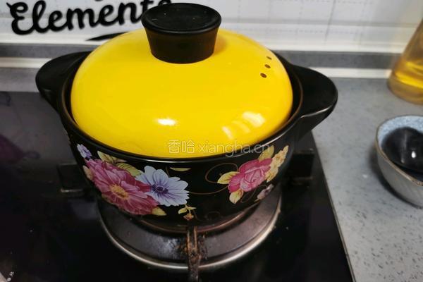 莲藕芋头红枣汤的做法图解10