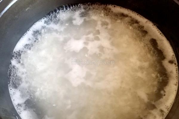胡萝卜肉末粥的做法图解7