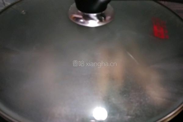 黄豆焖小酥鱼的做法图解8