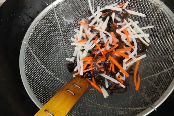 鱼香肉丝的做法图解8