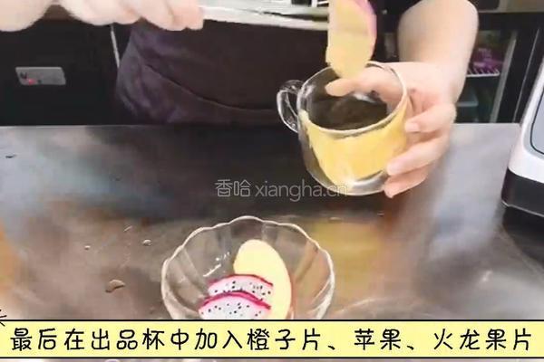 热饮水果茶｜蜜桃百香果茶的做法图解4