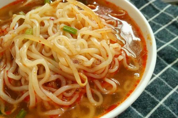 香辣豆芽肉片面的做法图解12