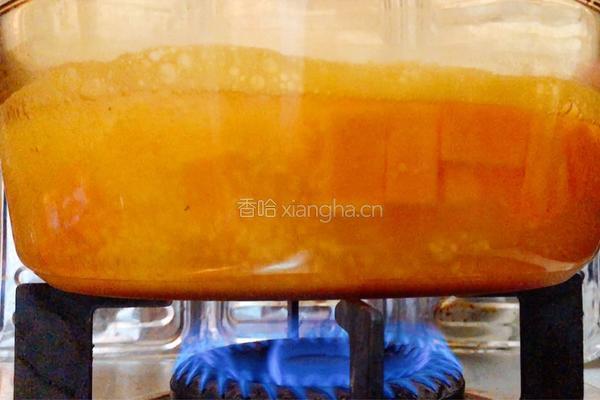 暖胃黄金粥的做法图解3