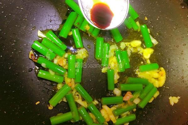 鸡蛋蒜苔炒肉的做法图解7