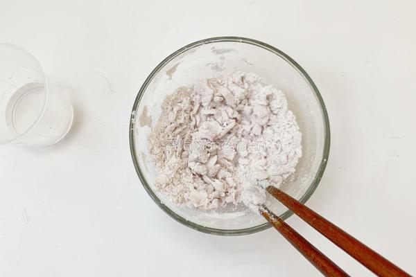 1周以上宝宝辅食：牛肉五彩疙瘩汤的做法图解5
